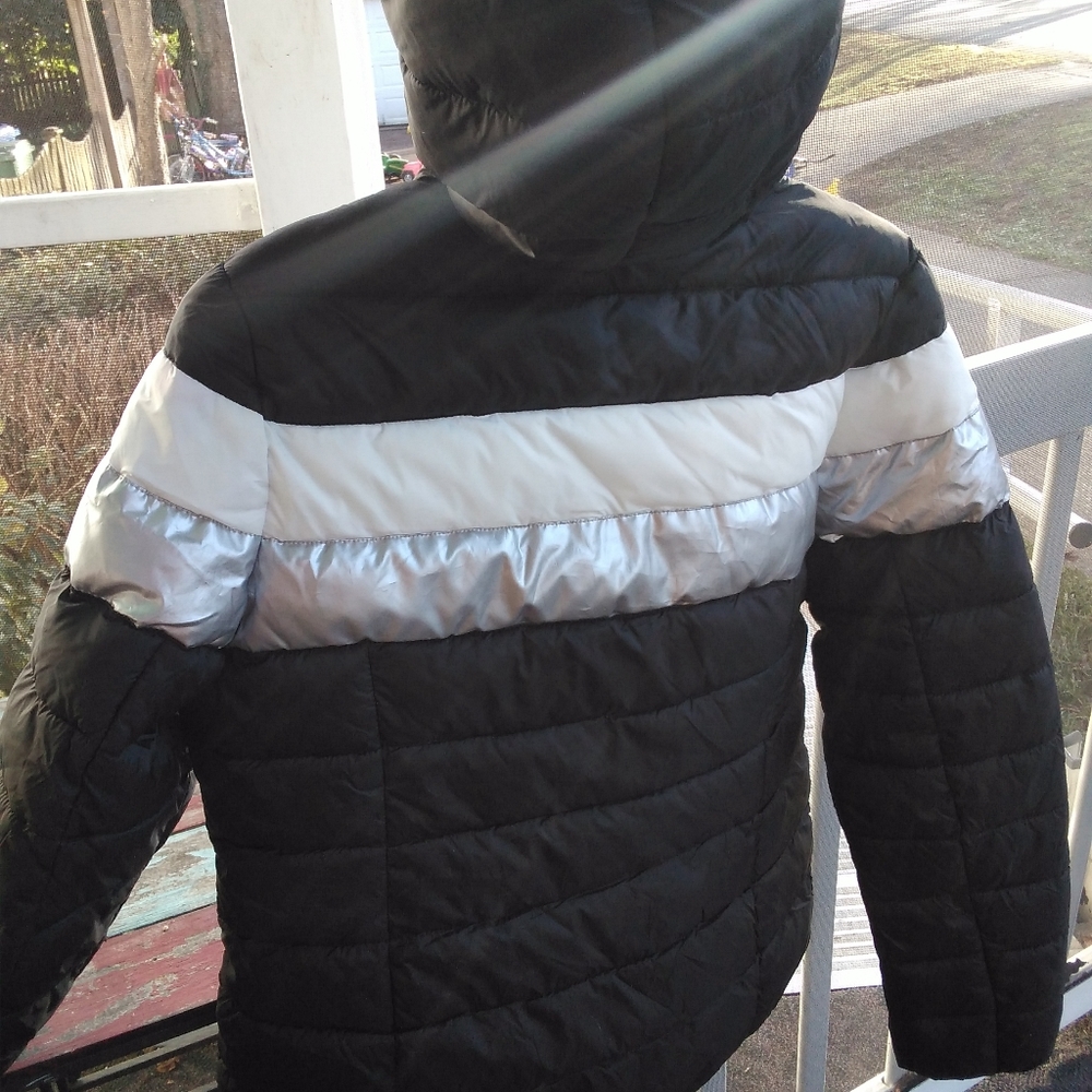 Steve Madden Packable Puffer Coat Blk/Slv colorblk - Picture 2 of 3